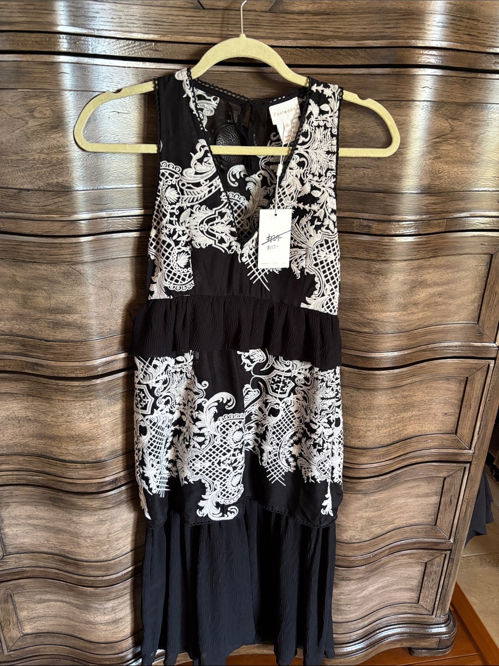 foxiedox Black and White Tiered Midi Dress